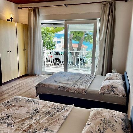 Apartmani Branko Vojnovic オミシュ エクステリア 写真